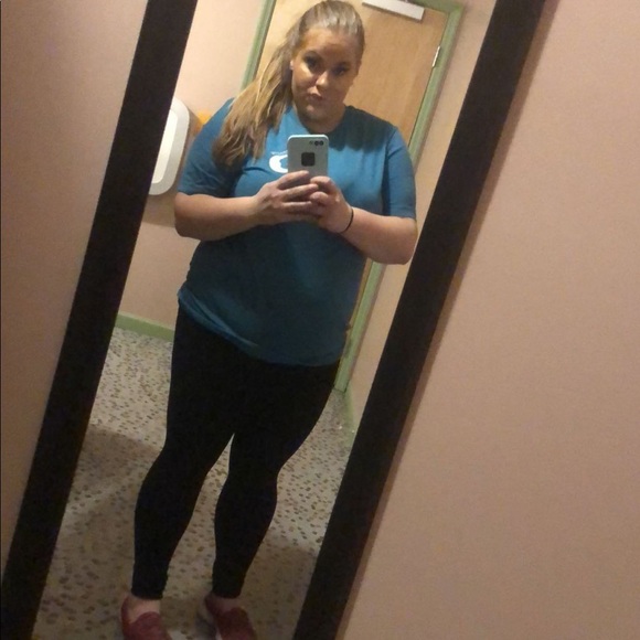 Meet your Posher, Jaclyn - Picture 1 of 1